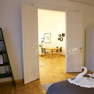 Five Season's Apartment Budapest